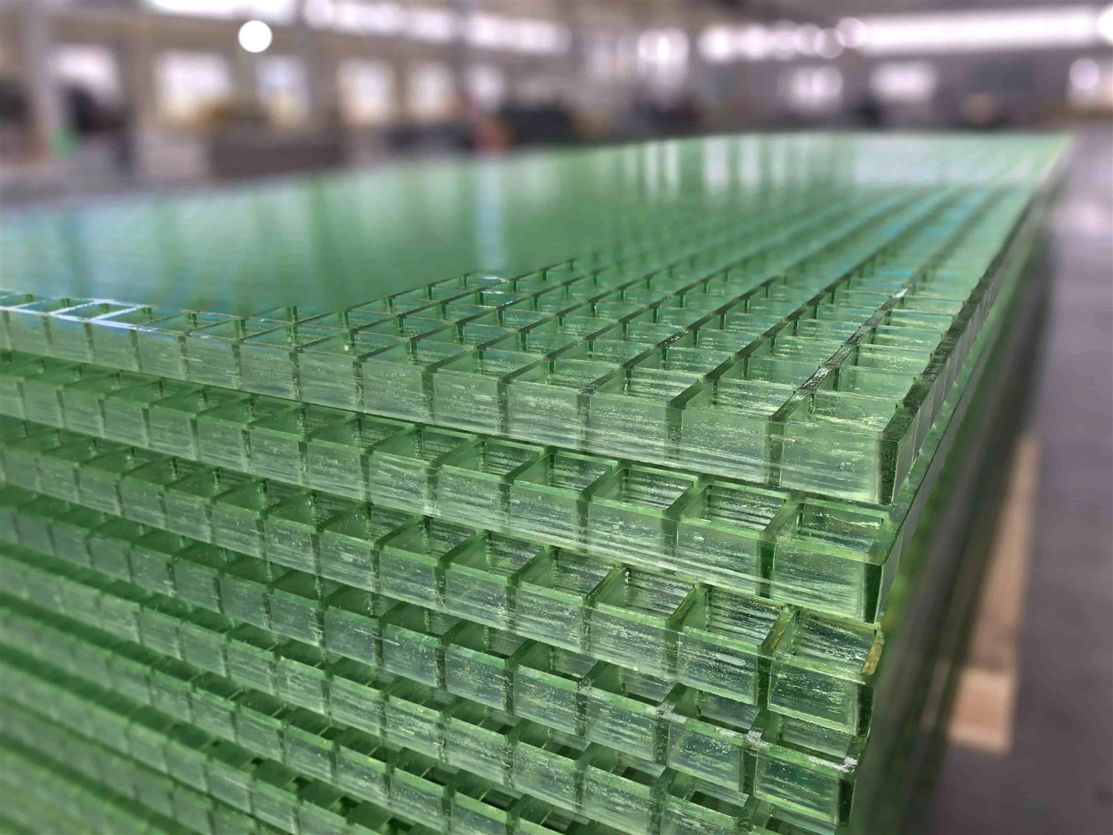 Custom FRP grating panels in different colors and specifications for industrial applications Custom FRP grating panels in different colors and specifications for industrial applications